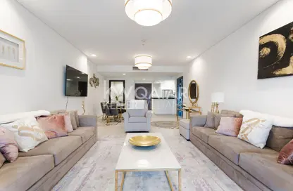 Apartment - 1 Bedroom - 2 Bathrooms for rent in Viva West - Viva Bahriyah - The Pearl Island - Doha