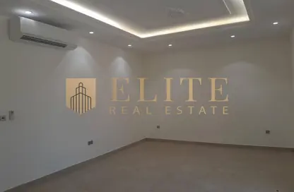 Apartment - 2 Bedrooms - 2 Bathrooms for rent in Al Sadd Road - Al Sadd - Doha