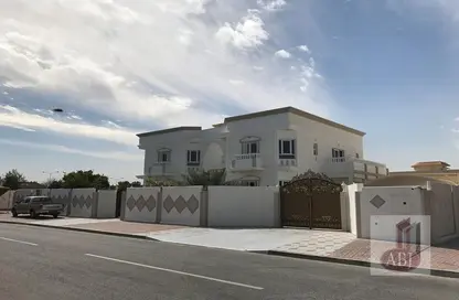 Villa - Studio for rent in Al Dafna - Al Dafna - Doha