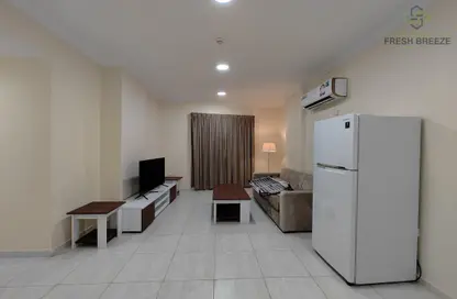 Apartment - 1 Bedroom - 1 Bathroom for rent in Umm Ghuwailina - Doha