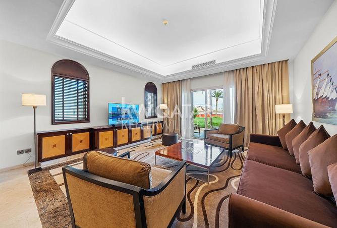 971287 - Property Image 2