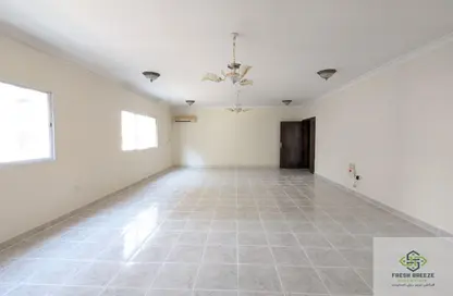Apartment - 3 Bedrooms - 3 Bathrooms for rent in Anas Street - Fereej Bin Mahmoud North - Fereej Bin Mahmoud - Doha