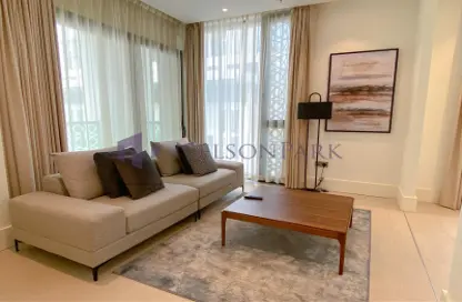 Living Room image for: Apartment - 1 Bedroom - 2 Bathrooms for rent in Al Khail - Msheireb Downtown Doha - Doha, Image 1