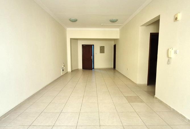 953049 - Property Main Image