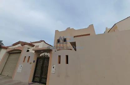 فيلا - 6 غرف نوم - 6 حمامات للايجار في الثمامة - الثمامة - الدوحة