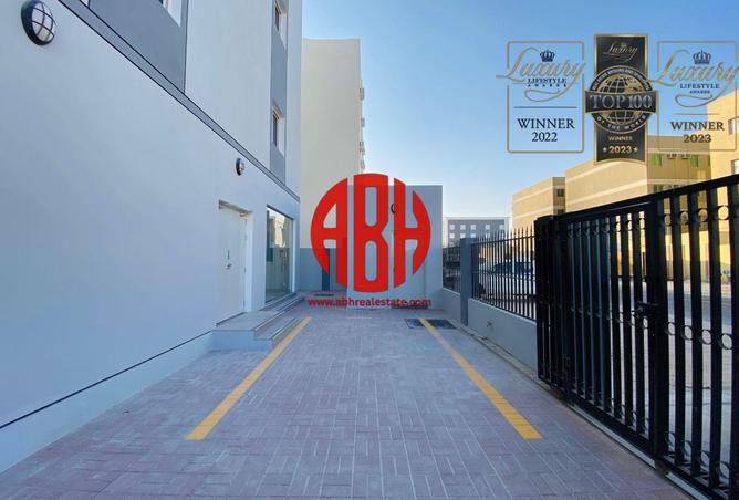 922814 - Property Image 3