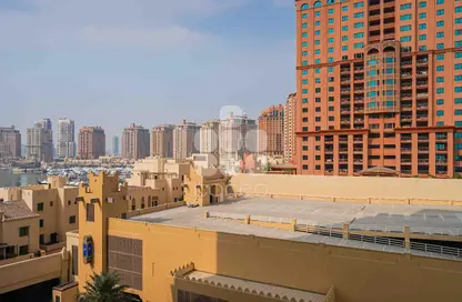Apartment - 1 Bedroom - 2 Bathrooms for rent in Tower 22 - Porto Arabia - The Pearl Island - Doha