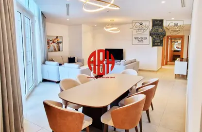 Penthouse - 3 Bedrooms - 4 Bathrooms for rent in Floresta Gardens - Floresta Gardens - The Pearl Island - Doha