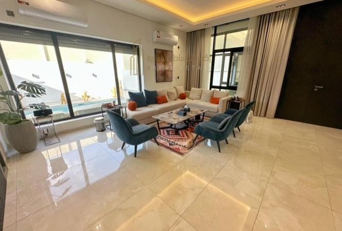 1004499 - Property Image 3