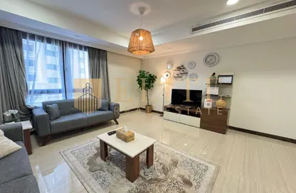 Apartment - 1 Bedroom - 2 Bathrooms for rent in East Porto Drive - Porto Arabia - The Pearl Island - Doha