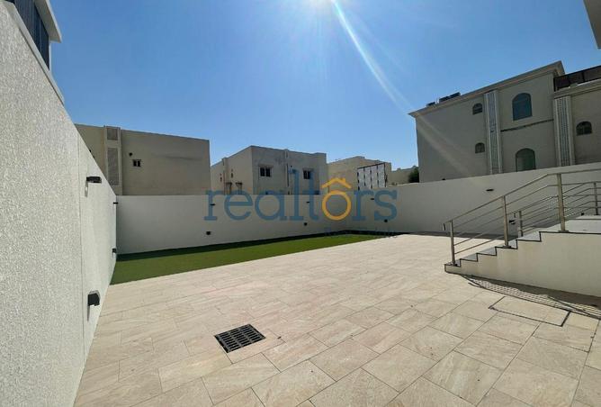 961999 - Property Main Image