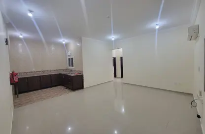Apartment - 2 Bedrooms - 2 Bathrooms for rent in Al Wakra - Al Wakra - Al Wakrah - Al Wakra