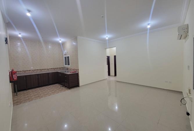 952083 - Property Main Image