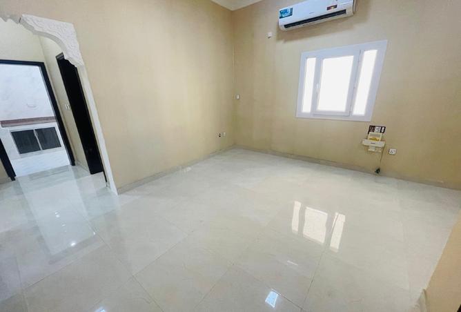 955883 - Property Image 3