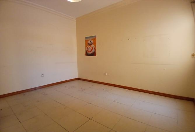 938755 - Property Image 2