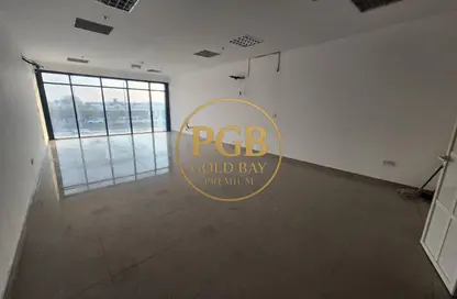 Office Space - Studio - 1 Bathroom for rent in Al Maamoura - Al Maamoura - Doha