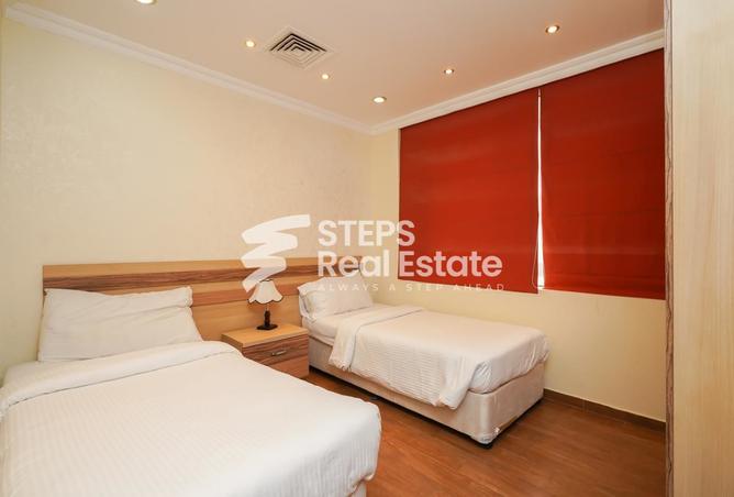 933114 - Property Image 3