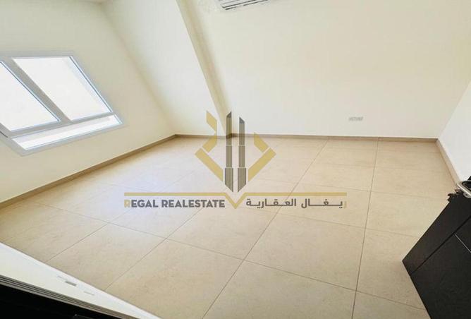 942170 - Property Main Image