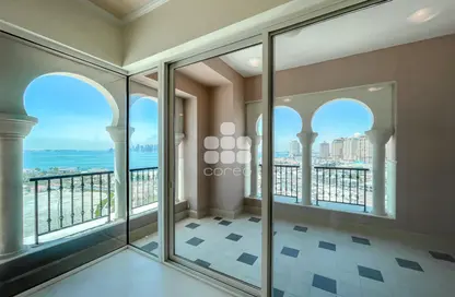 صورة لـ شرفة شقة - غرفة نوم - 2 حمامات للايجار في برج ٢ - فيفا بحرية - جزيرة اللؤلؤة - الدوحة ، صورة رقم 1