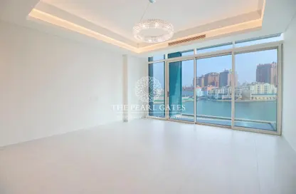 Apartment - 1 Bedroom - 2 Bathrooms for rent in Gewan Island - The Pearl Island - Doha