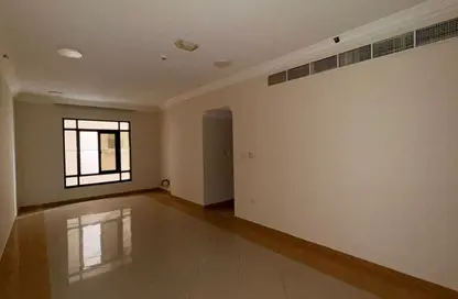 Apartment - 2 Bedrooms - 2 Bathrooms for rent in Al Mansoura - Al Mansoura - Doha