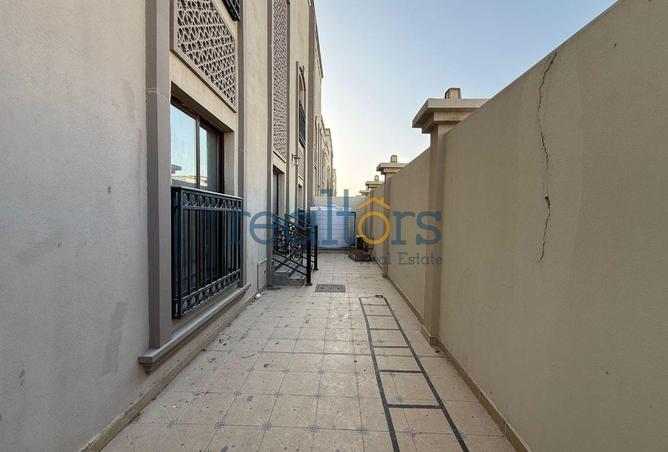 942530 - Property Image 3