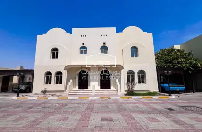 Villa - 3 Bedrooms - 4 Bathrooms for rent in Al Thumama - Al Thumama - Doha