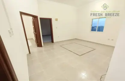 Apartment - 2 Bedrooms - 2 Bathrooms for rent in OqbaBin Nafie Steet - Old Airport Road - Doha
