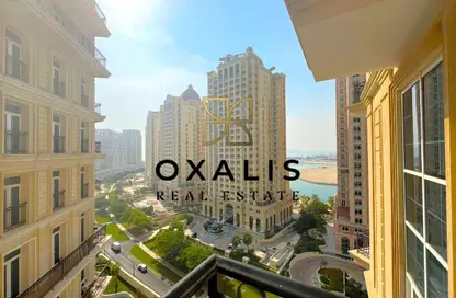 Apartment - 2 Bedrooms - 3 Bathrooms for rent in The Garden - Floresta Gardens - The Pearl Island - Doha