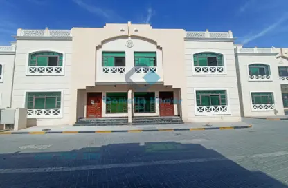 Villa - 5 Bedrooms - 5 Bathrooms for rent in Ain Khaled - Doha