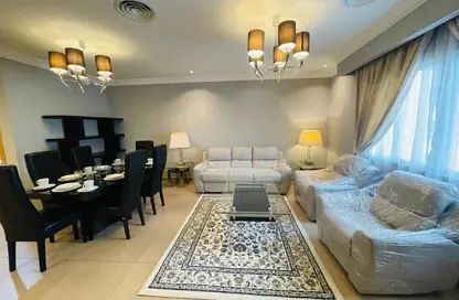 Apartment - 2 Bedrooms - 3 Bathrooms for rent in Al Sadd Road - Al Sadd - Doha