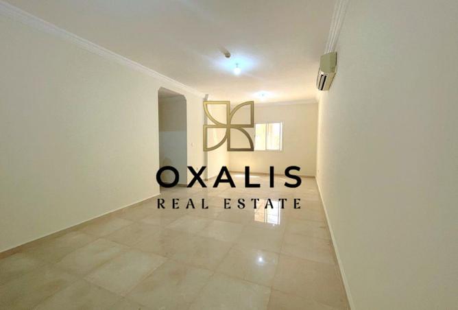 940018 - Property Image 2