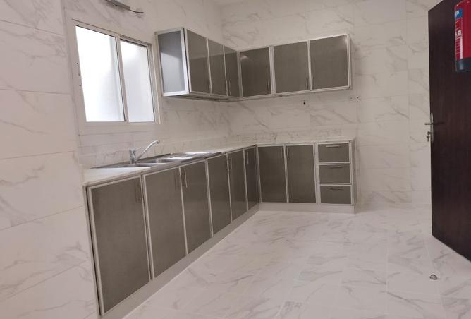 968305 - Property Image 2