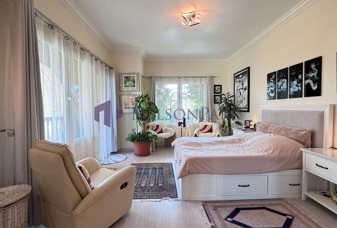 1005258 - Property Image 2