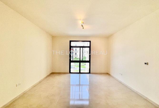 934905 - Property Image 3