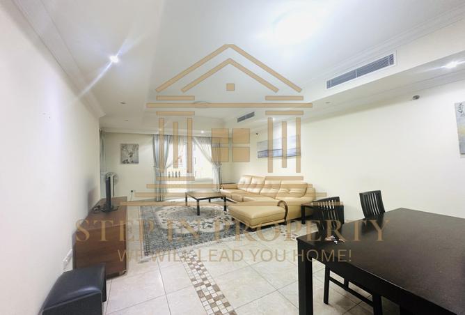 966916 - Property Image 2