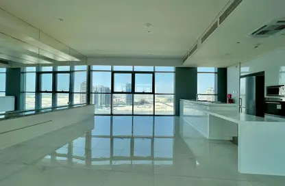 Apartment - 1 Bedroom - 2 Bathrooms for rent in Seef Lusail Tower 1 - Seef Lusail - Lusail City - Lusail