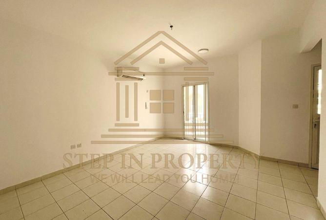 994146 - Property Image 3