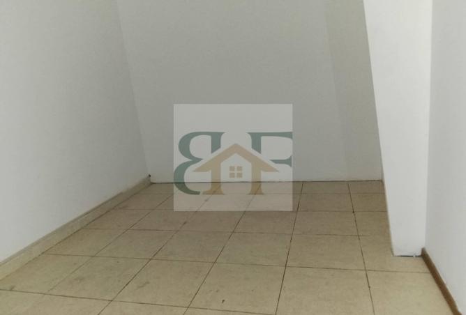 972191 - Property Image 2