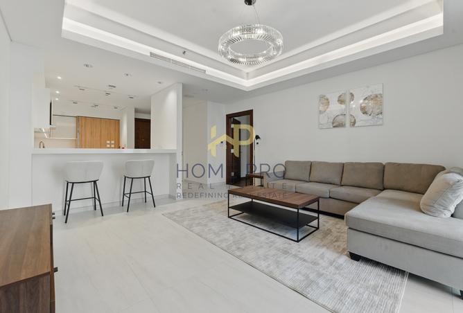 822066 - Property Image 2