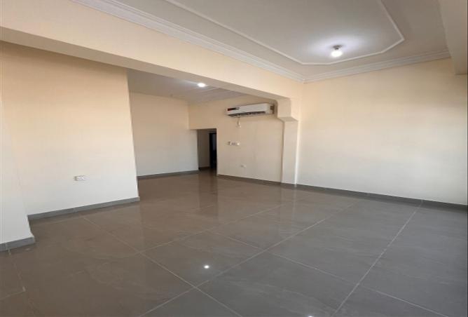 937956 - Property Image 2