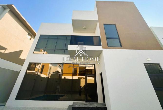 946235 - Property Image 2