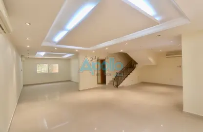 فيلا - 4 غرف نوم - 4 حمامات للايجار في شارع الوعب - الوعب - الدوحة