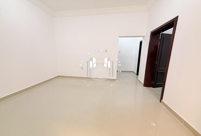 962210 - Property Image 3