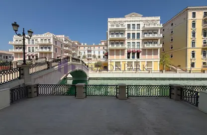 Townhouse - 3 Bedrooms - 4 Bathrooms for rent in Carnaval - Qanat Quartier - The Pearl Island - Doha