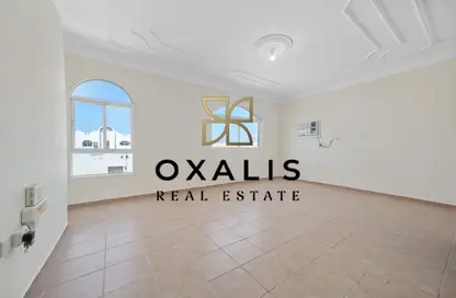 Villa - 4 Bedrooms - 4 Bathrooms for rent in Wholesale Market Street - Abu Hamour - Doha