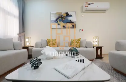 Apartment - 2 Bedrooms - 2 Bathrooms for rent in Madinat Khalifa South - Madinat Khalifa - Doha