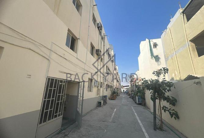 983869 - Property Image 3