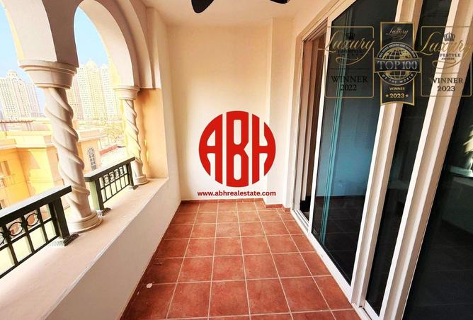 952994 - Property Image 2