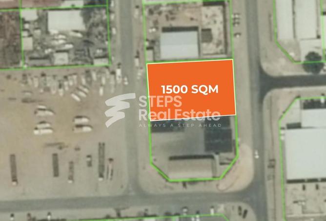 989983 - Property Image 3